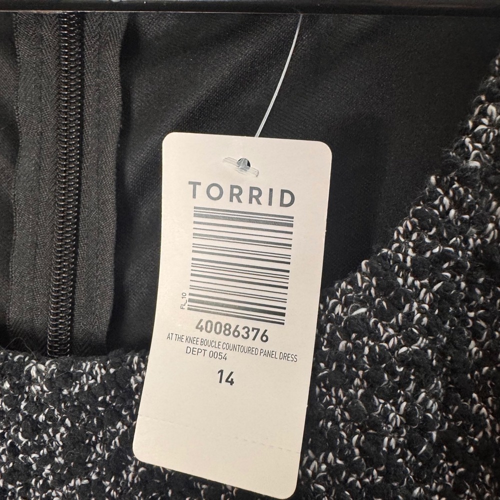 NWT Torrid Size 14 Black Boucle Contoured Panel Dress Sleeveless Career - Picture 1 of 7